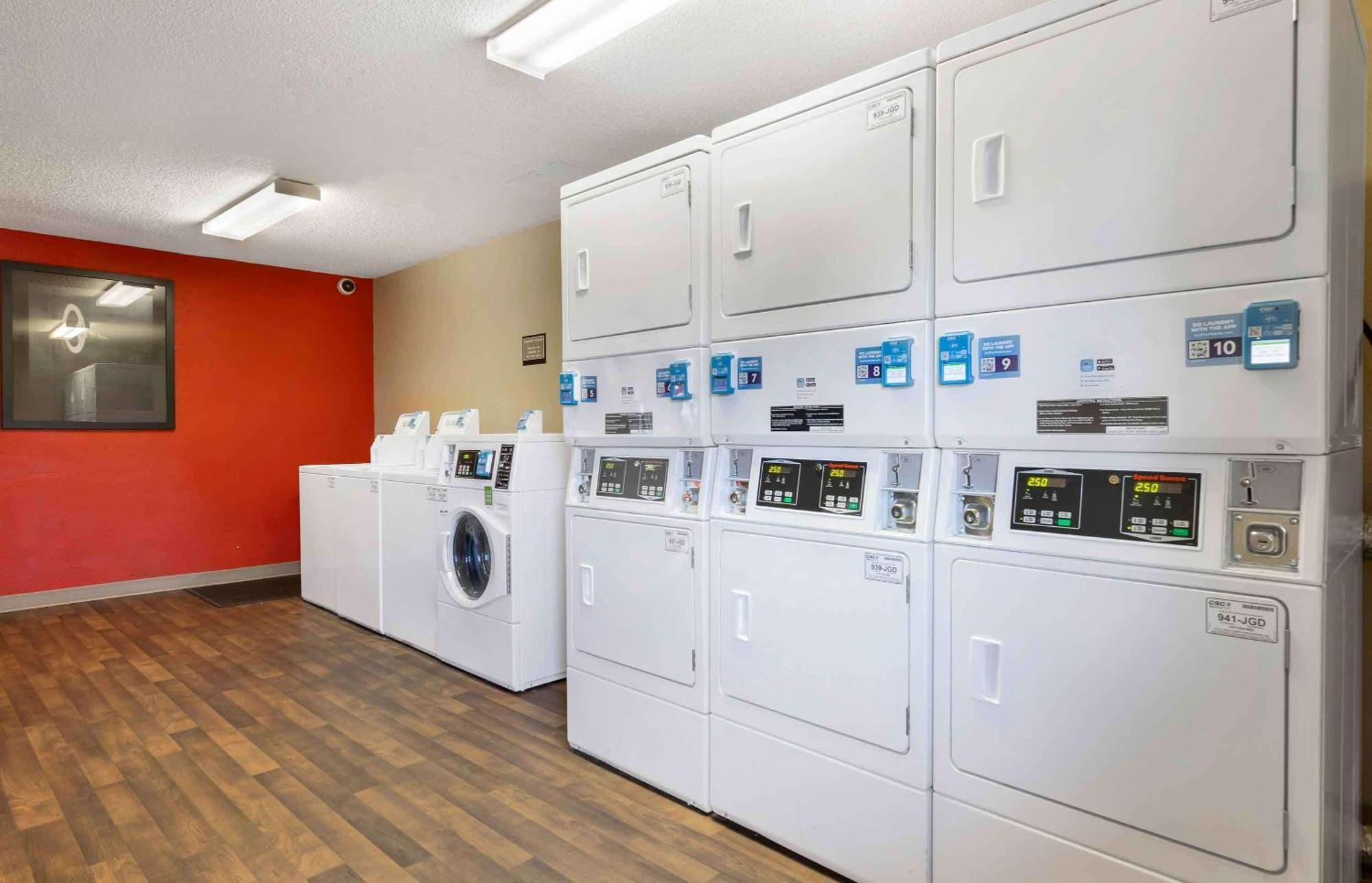 Extended Stay America Select Suites - Columbia - Ft Jackson Exteriör bild