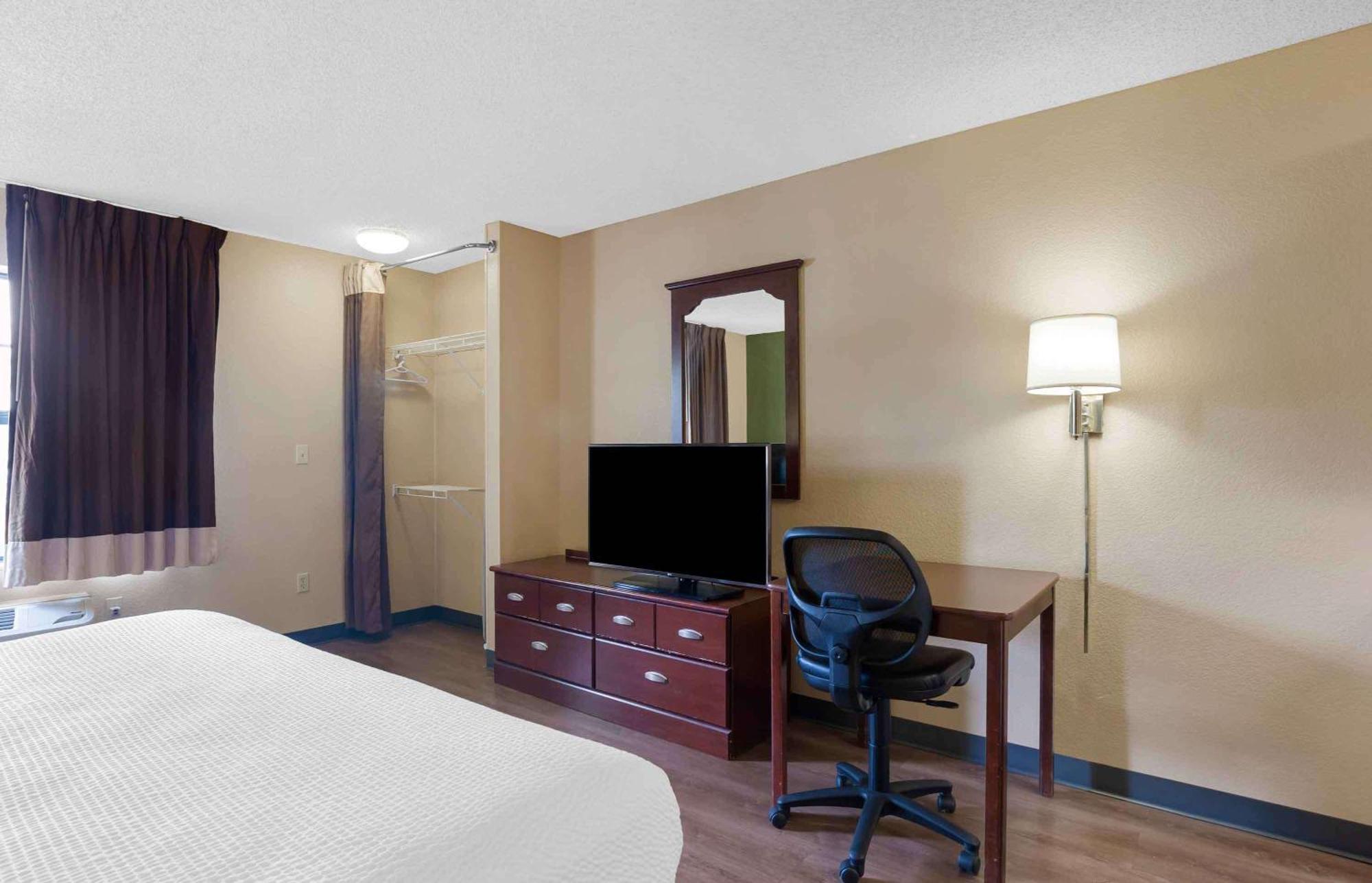 Extended Stay America Select Suites - Columbia - Ft Jackson Exteriör bild