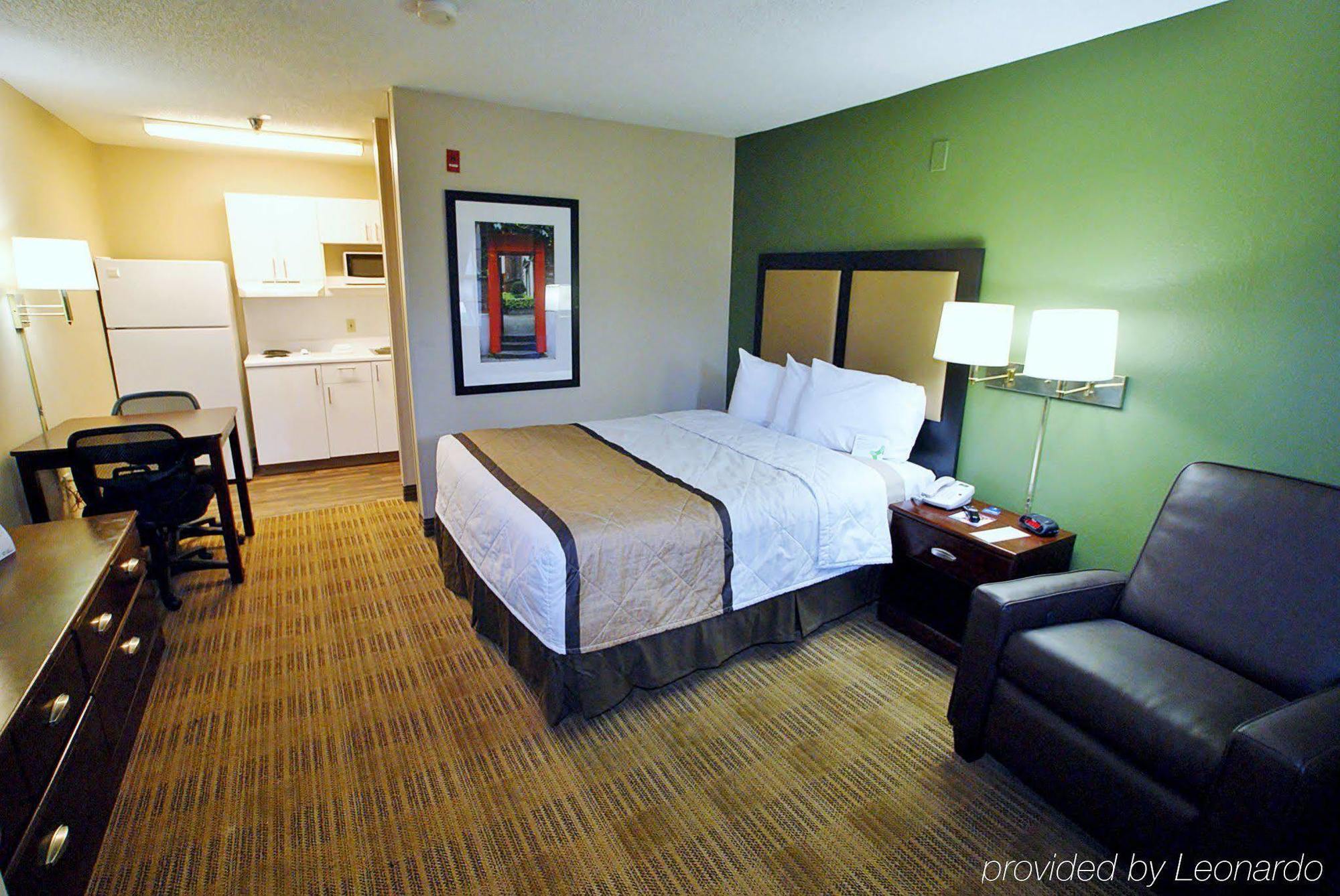 Extended Stay America Select Suites - Columbia - Ft Jackson Exteriör bild